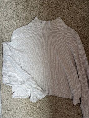 vestique Ribbed Mock Neck Sweater - Light Beige